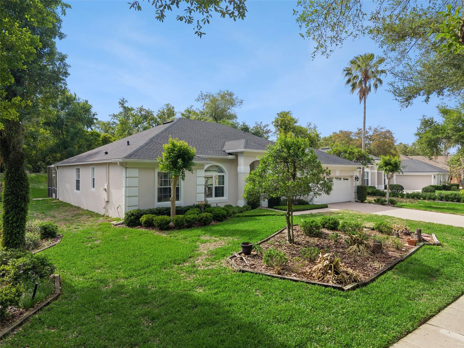 SEVILLE CHASE - Residential