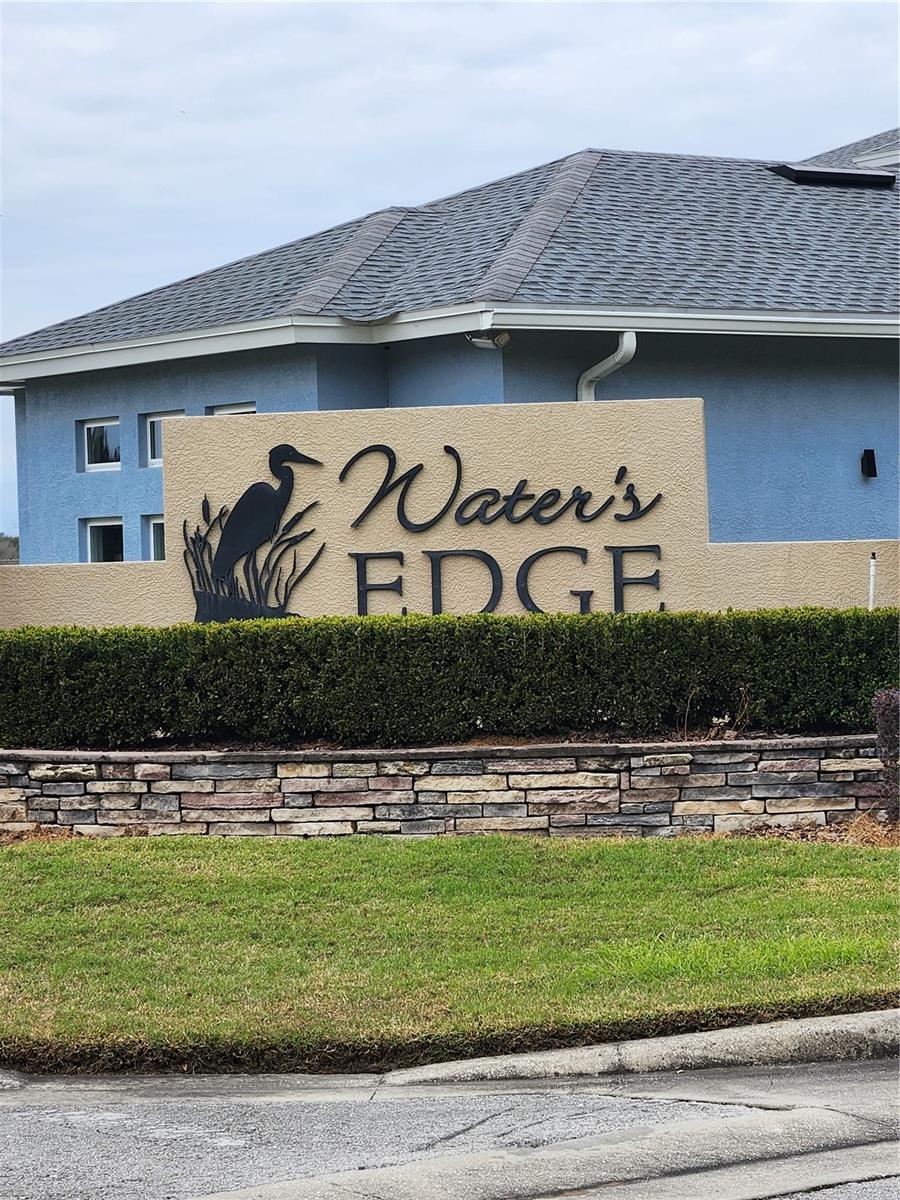 WATERS EDGE - Land