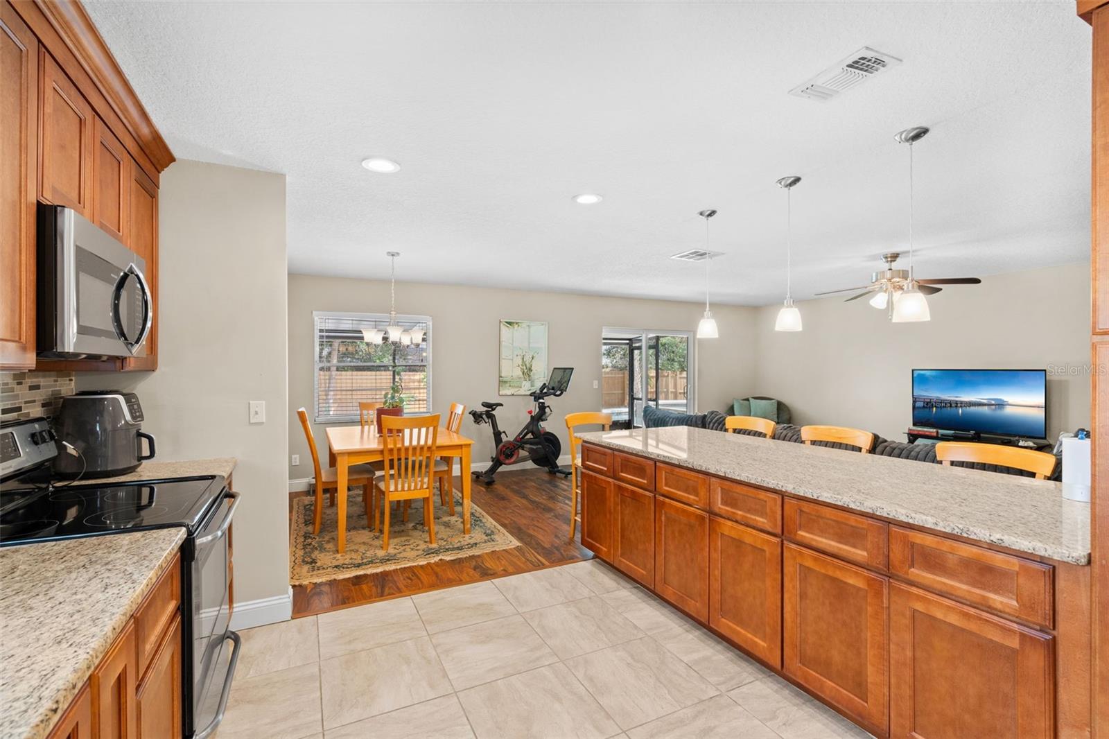 OAK FOREST UNIT 3 - Residential