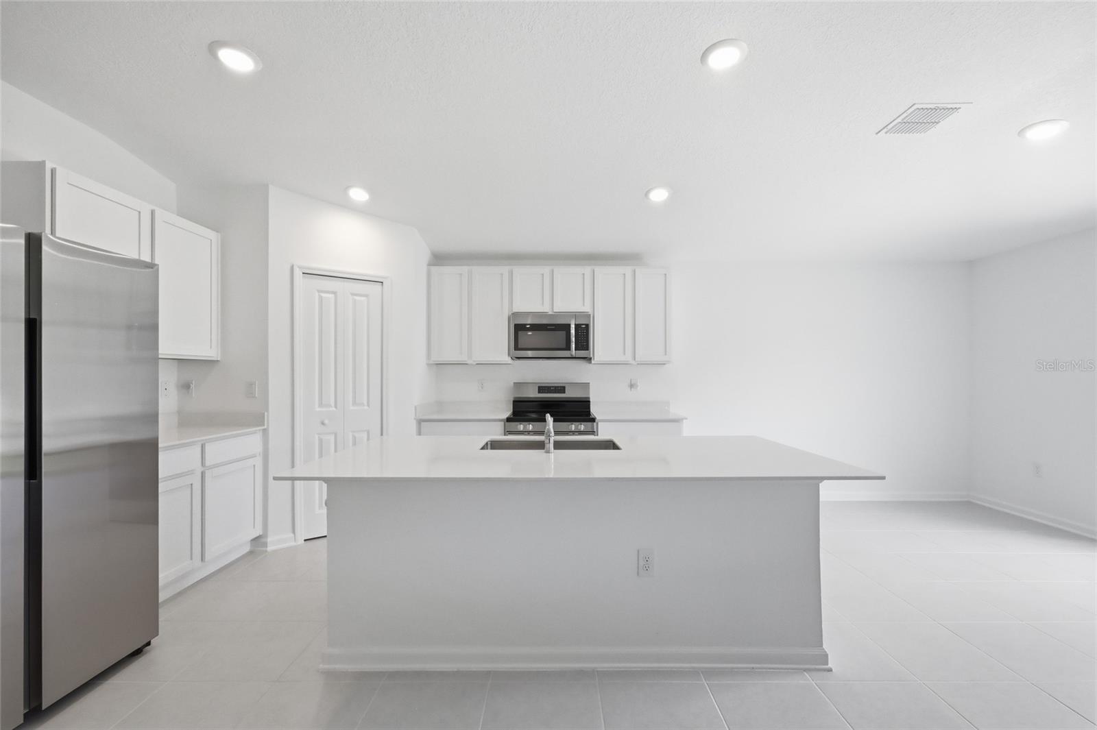 OAK HAMMOCK RESERVE - Residential