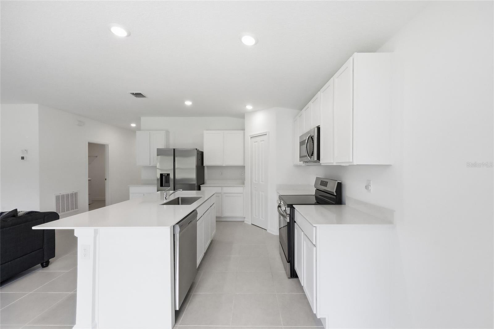 OAK HAMMOCK RESERVE - Residential