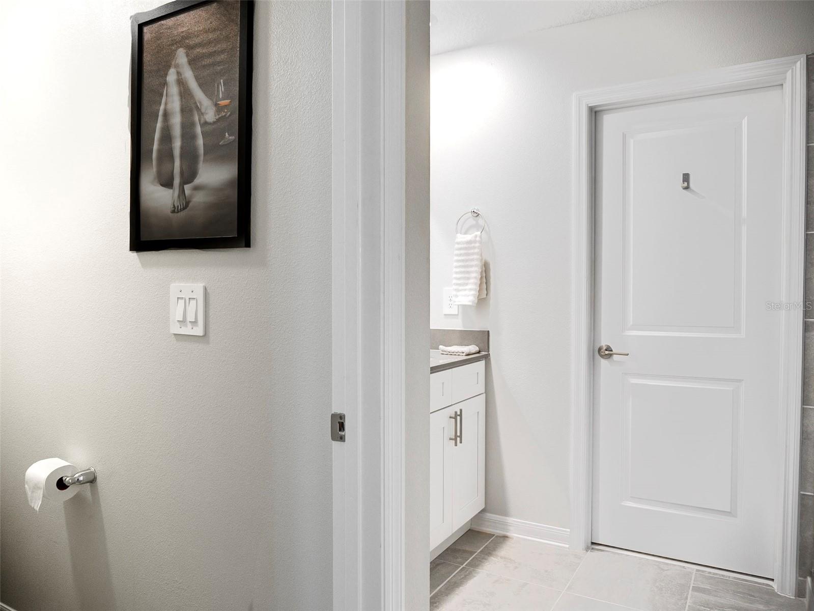 ARDEN PARK NORTH PH 6 - Residential Lease
