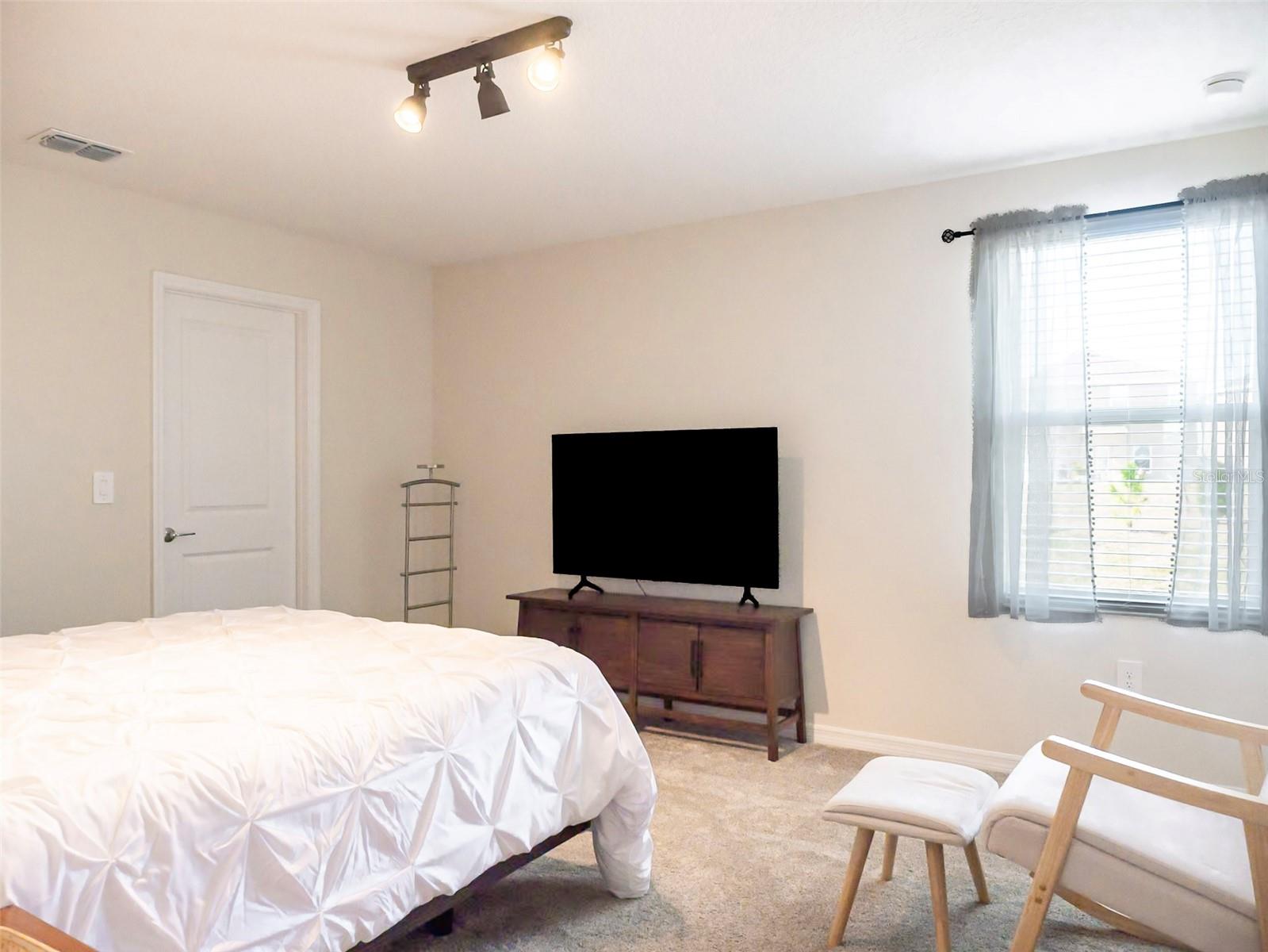 ARDEN PARK NORTH PH 6 - Residential Lease