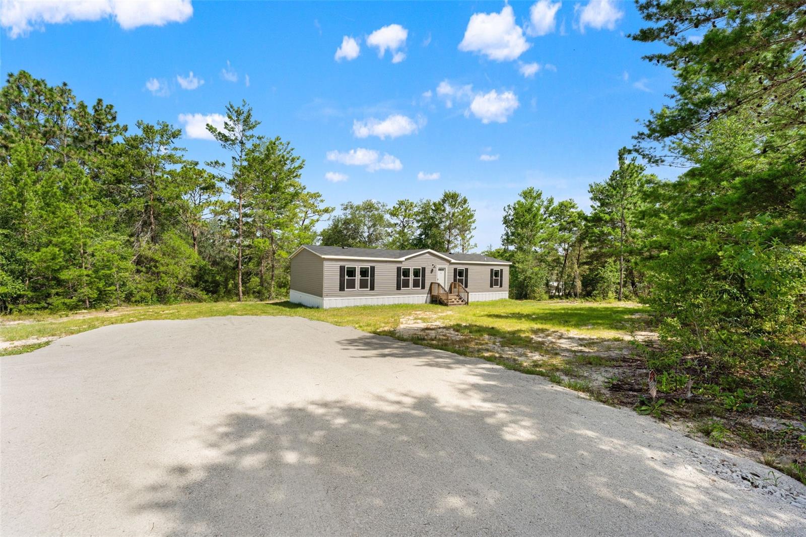 MELROSE LANDING - Residential