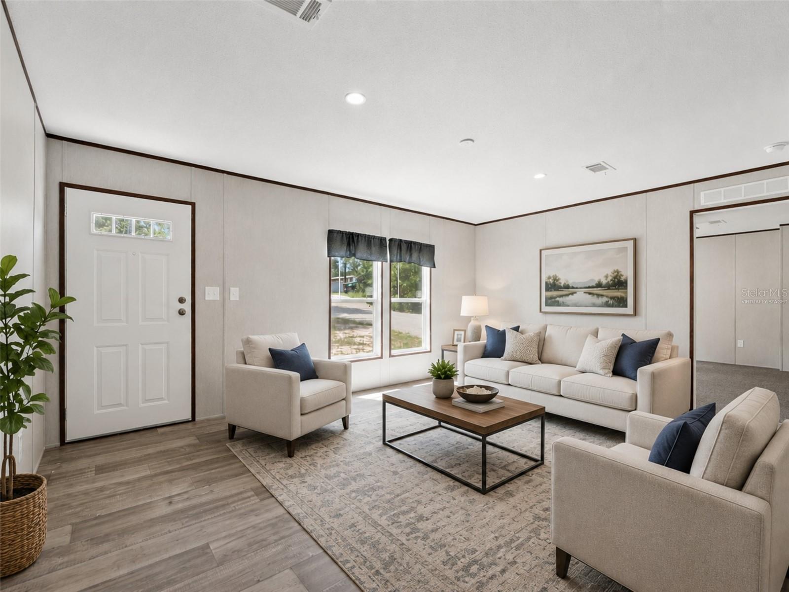 MELROSE LANDING - Residential