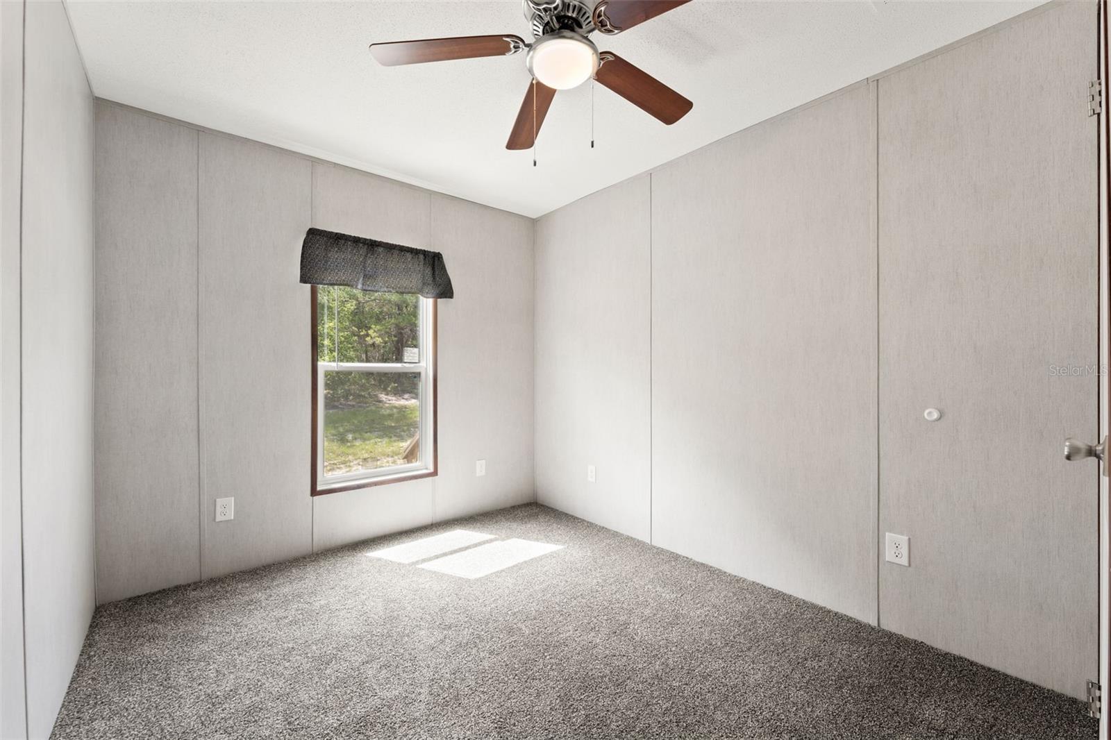 MELROSE LANDING - Residential