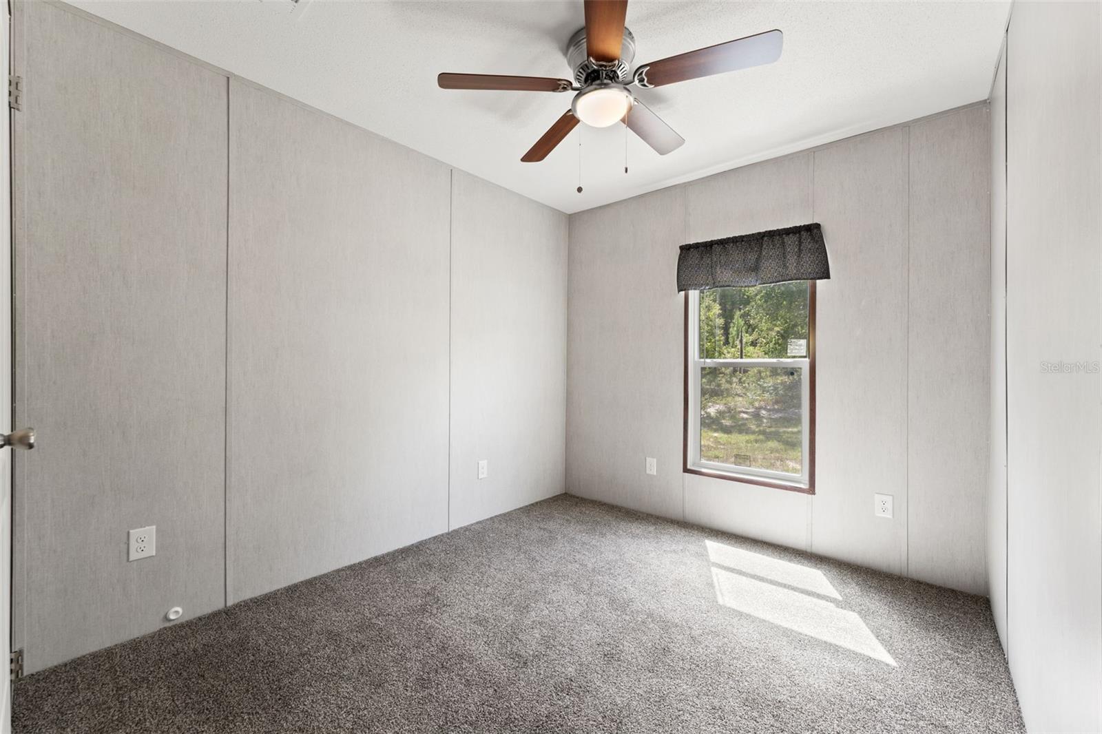 MELROSE LANDING - Residential