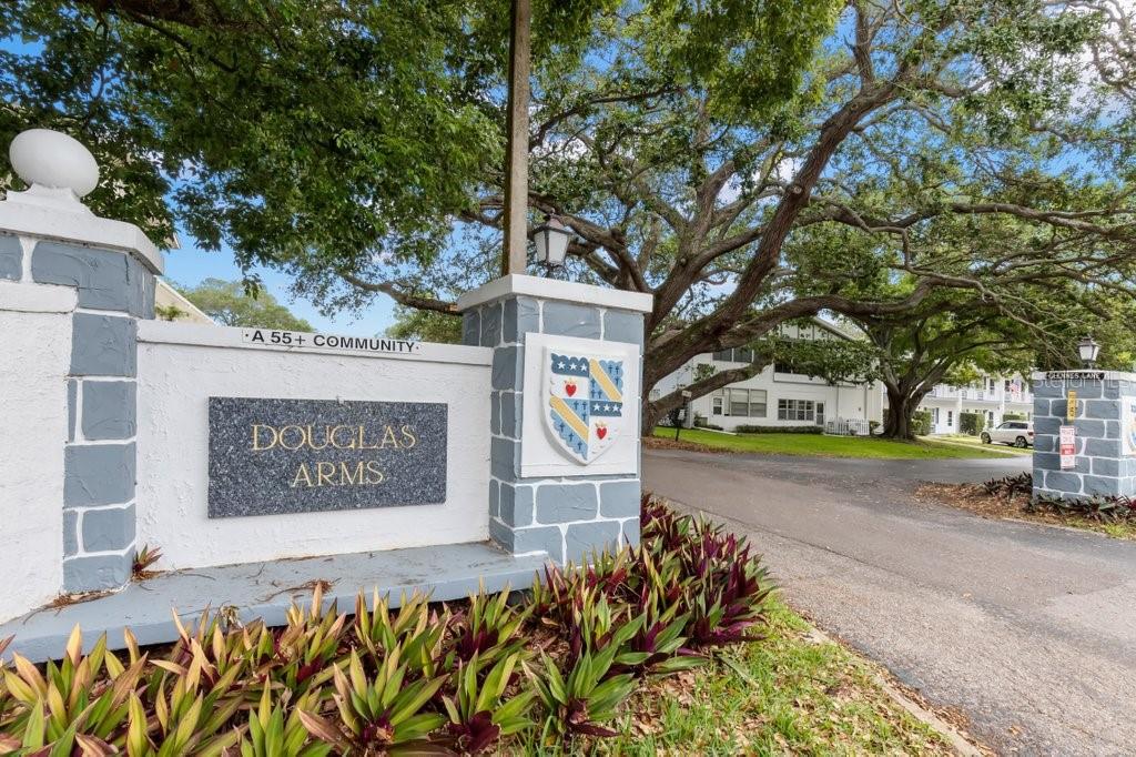 DOUGLAS ARMS - Residential