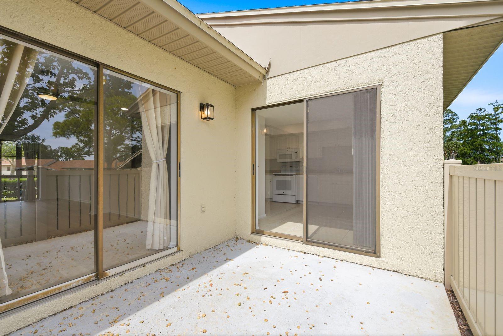EAST LAKE WOODLANDS CLUSTER HOMES - Residential