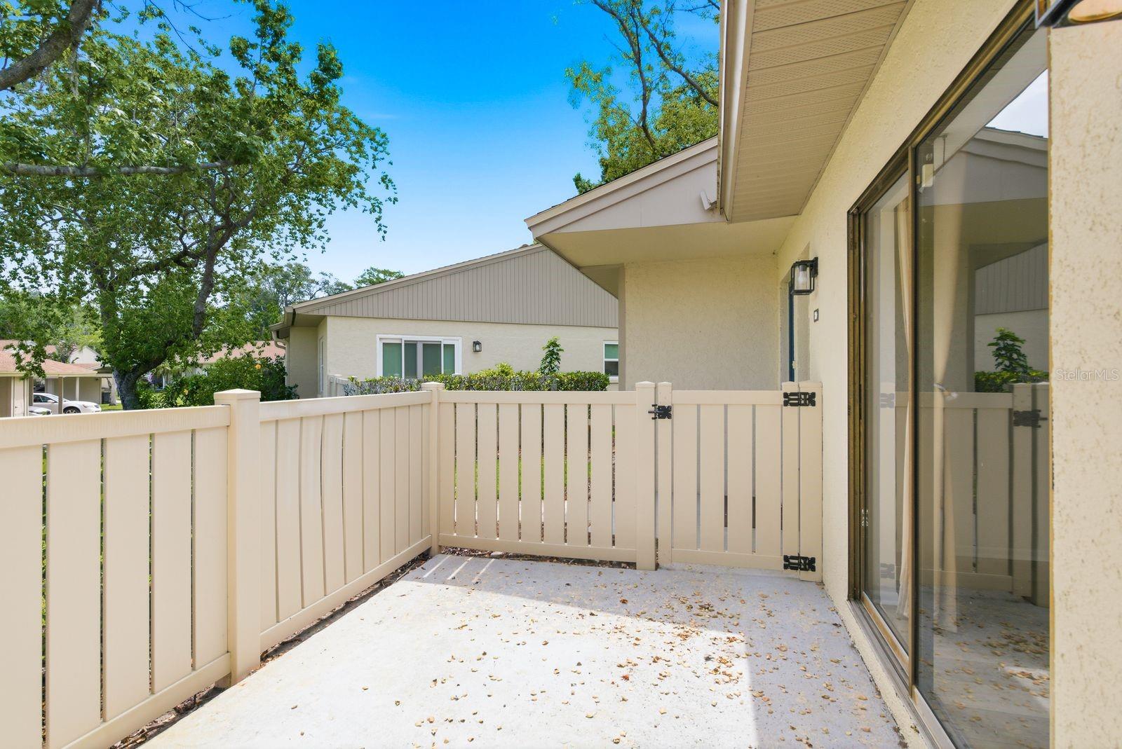 EAST LAKE WOODLANDS CLUSTER HOMES - Residential