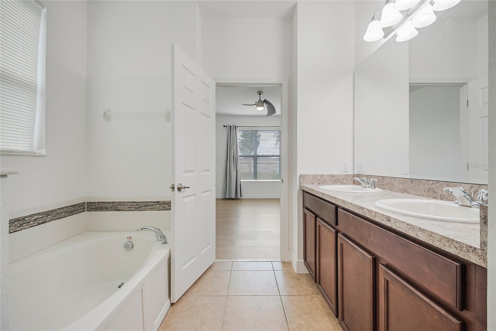 HANOVER RESERVE REP - Residential Lease