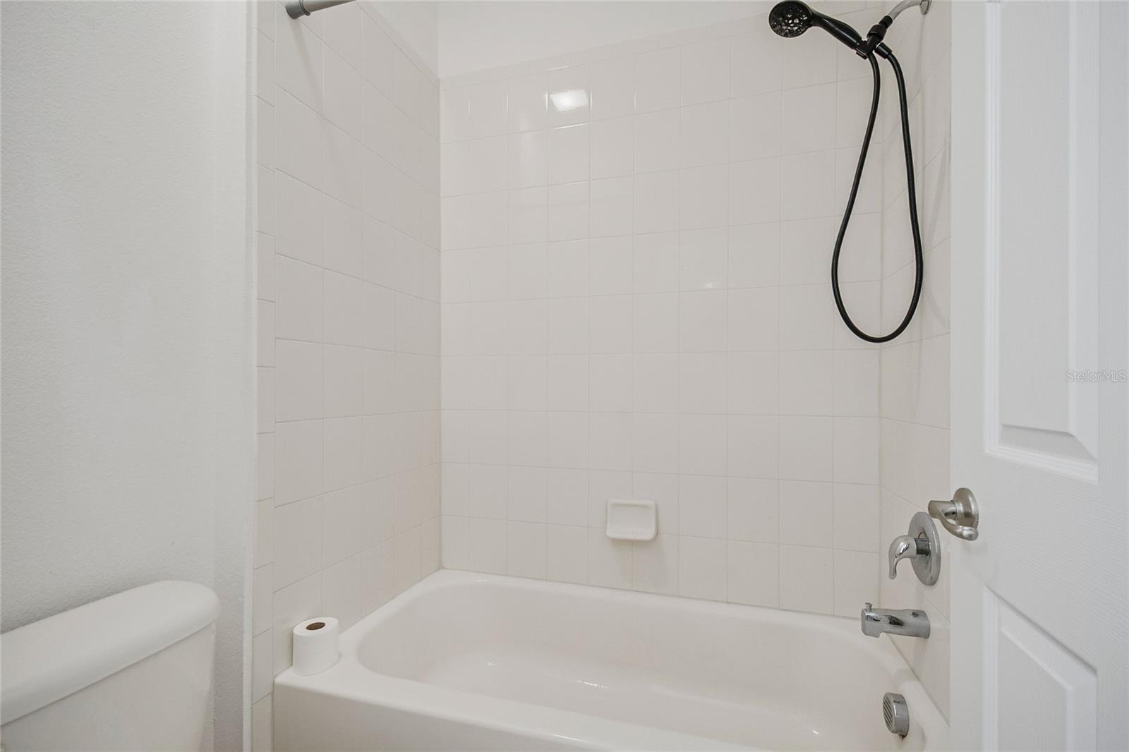 HANOVER RESERVE REP - Residential Lease