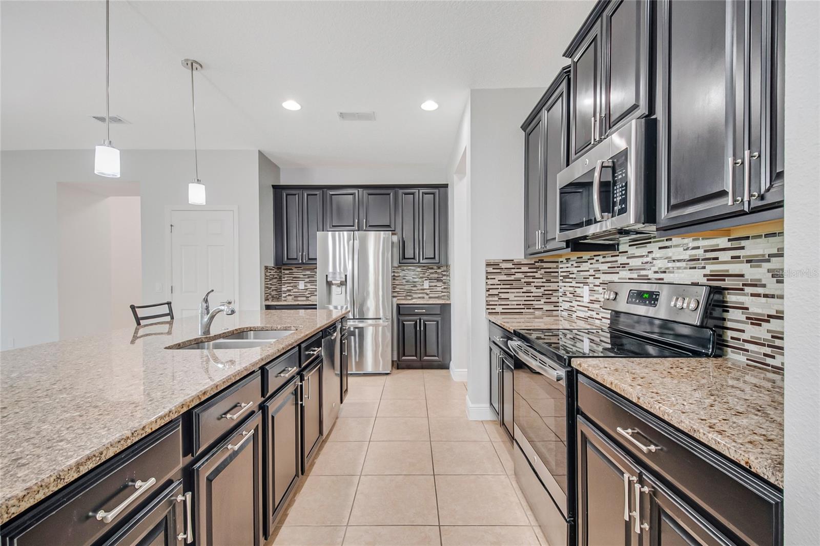 HANOVER RESERVE REP - Residential Lease