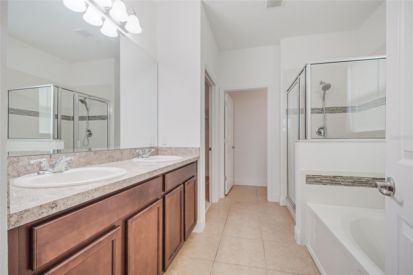 HANOVER RESERVE REP - Residential Lease