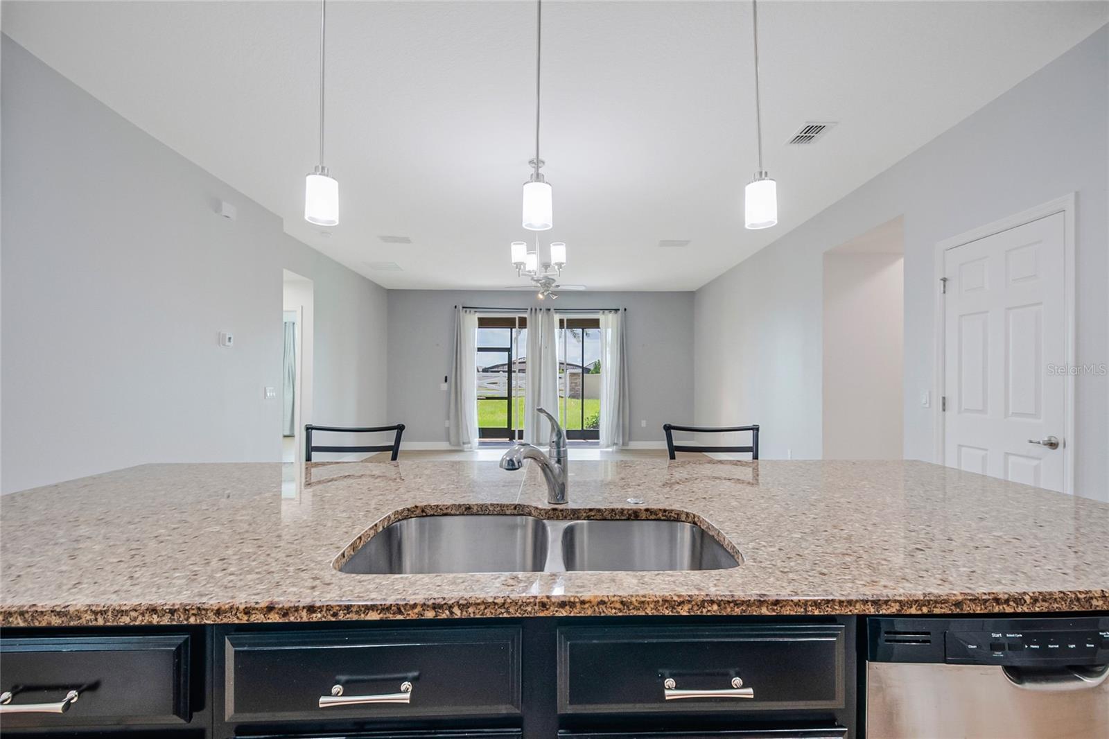 HANOVER RESERVE REP - Residential Lease
