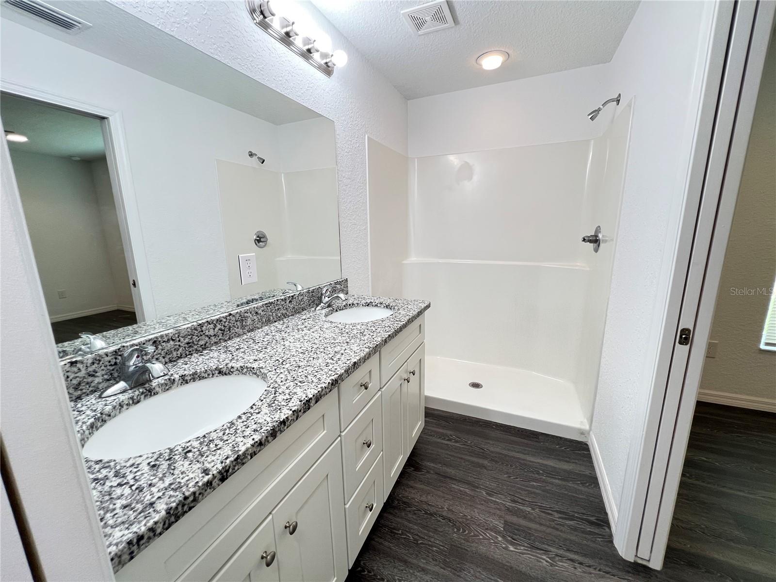 SILVER SPGS SHORES - Residential