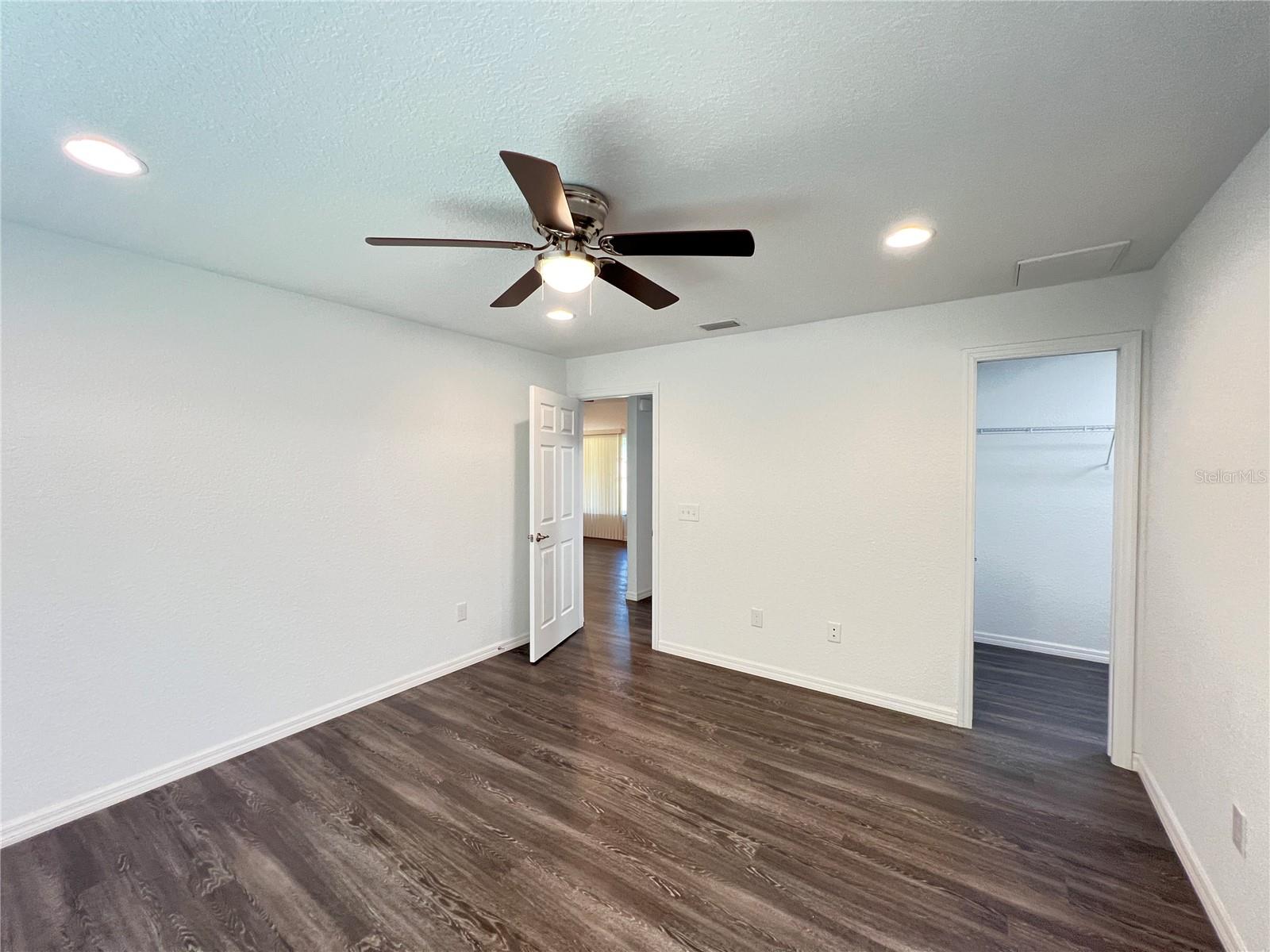 SILVER SPGS SHORES - Residential