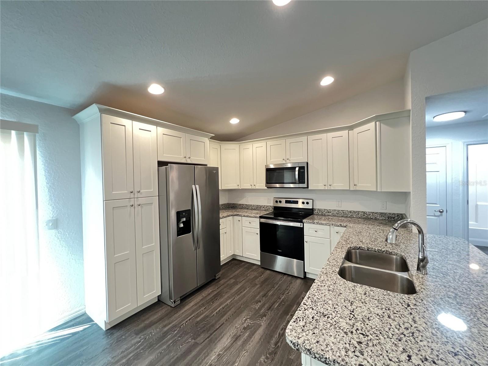 SILVER SPGS SHORES - Residential