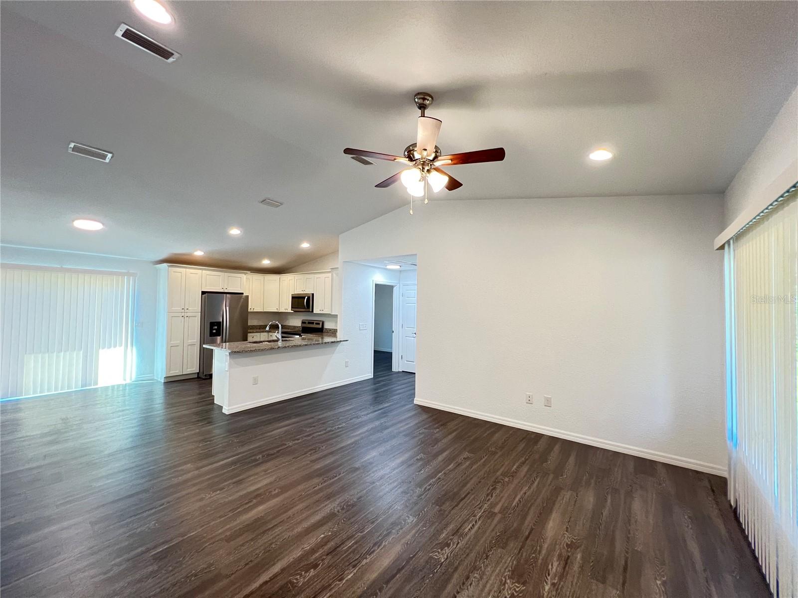 SILVER SPGS SHORES - Residential