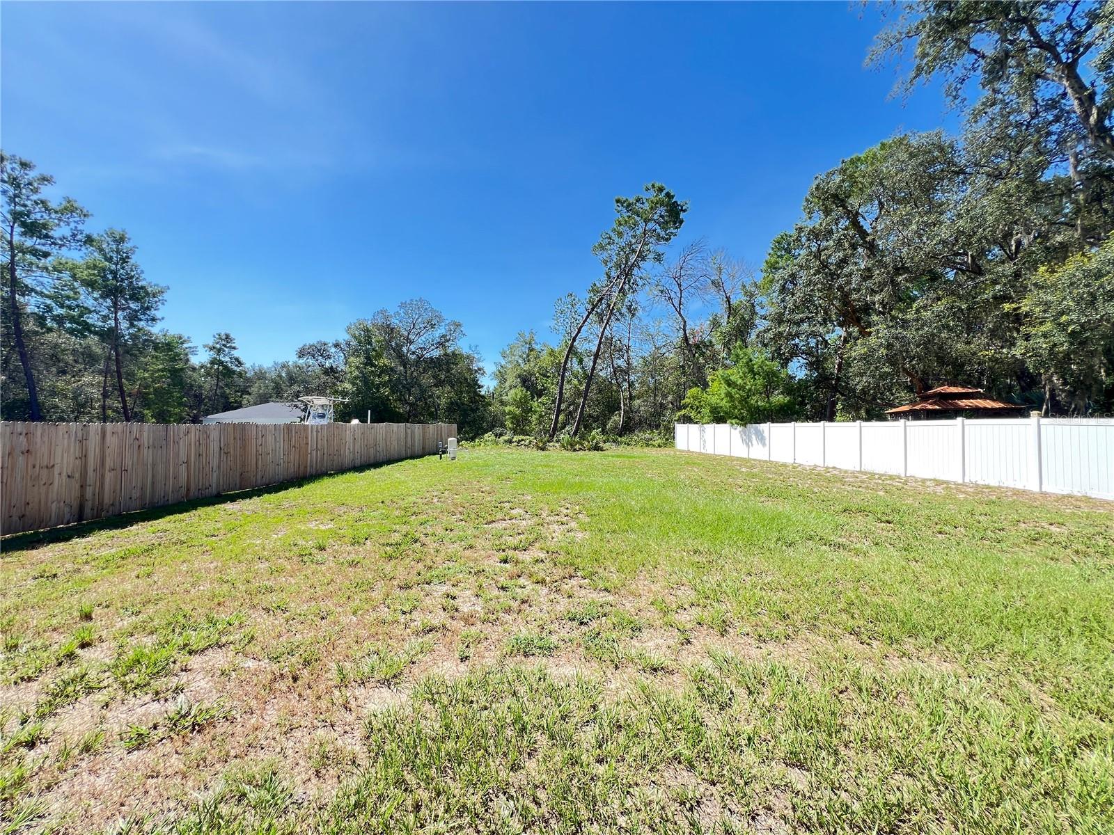 SILVER SPGS SHORES - Residential