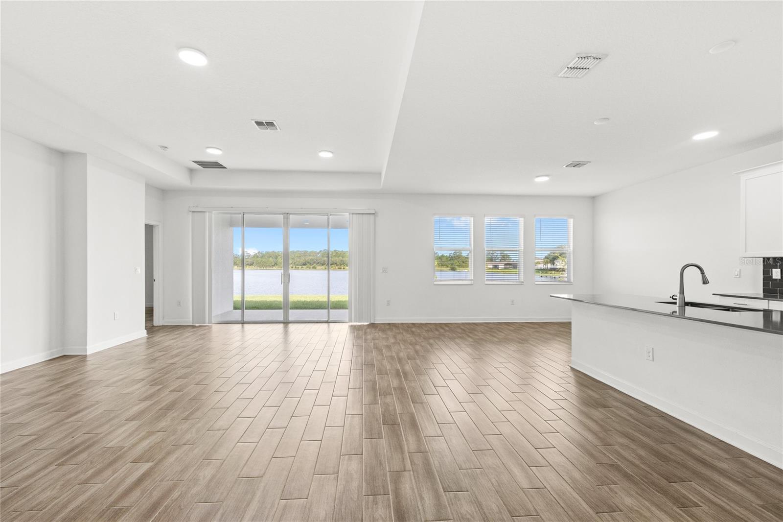 BRIDGEWALK PHASE 1A - Residential