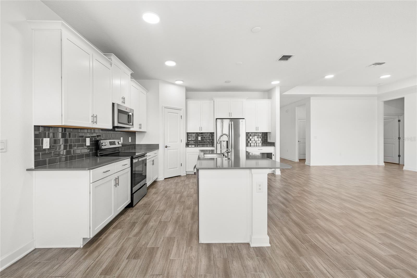 BRIDGEWALK PHASE 1A - Residential