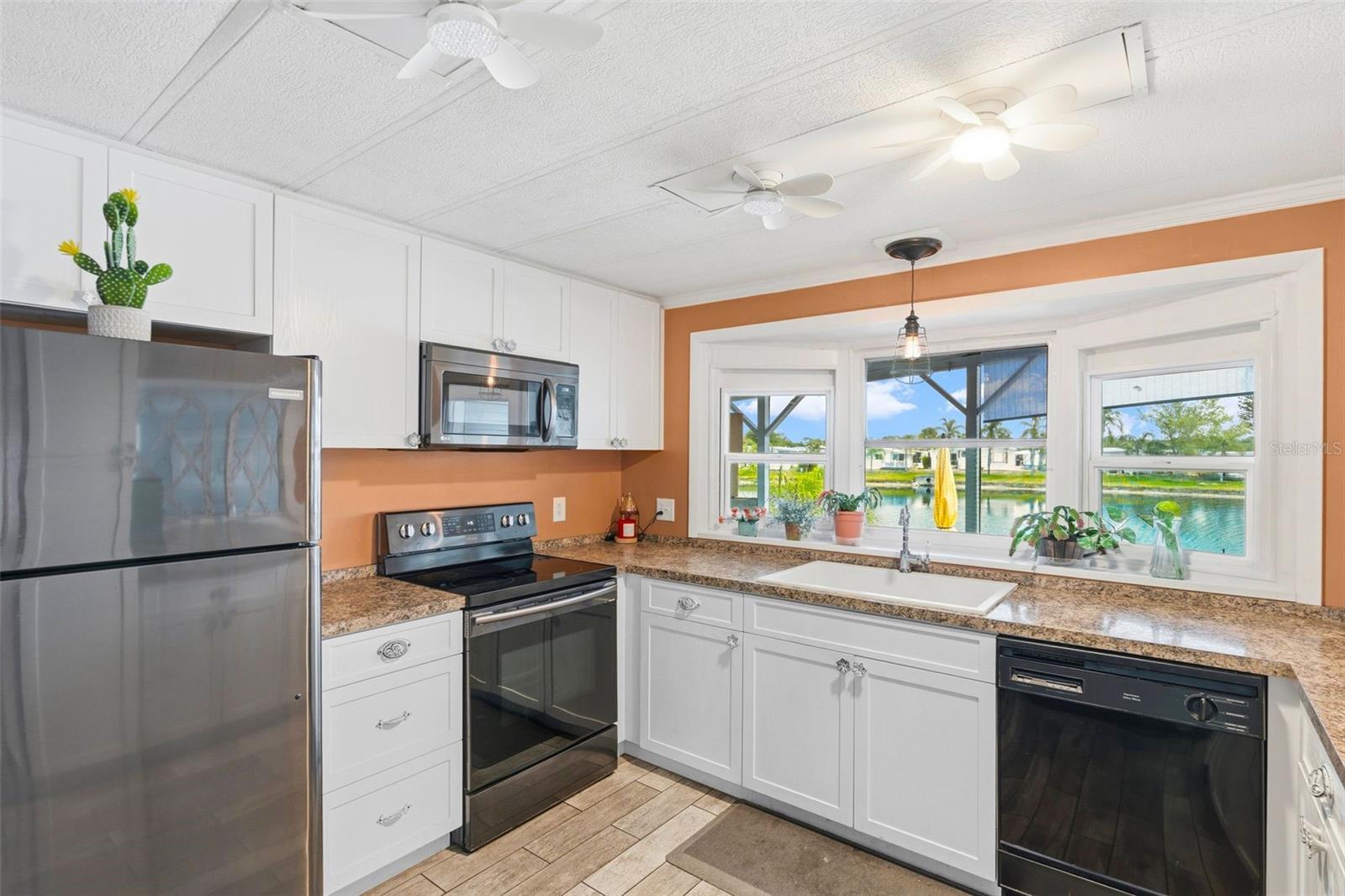 VENICE ISLE - Residential