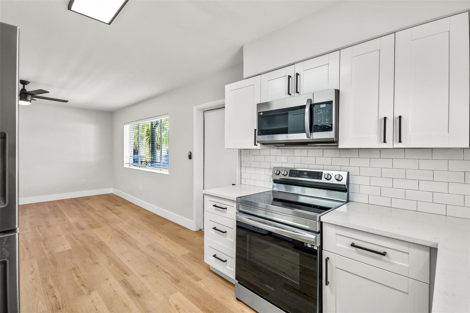 SKY CREST UNIT 9 - Residential Lease