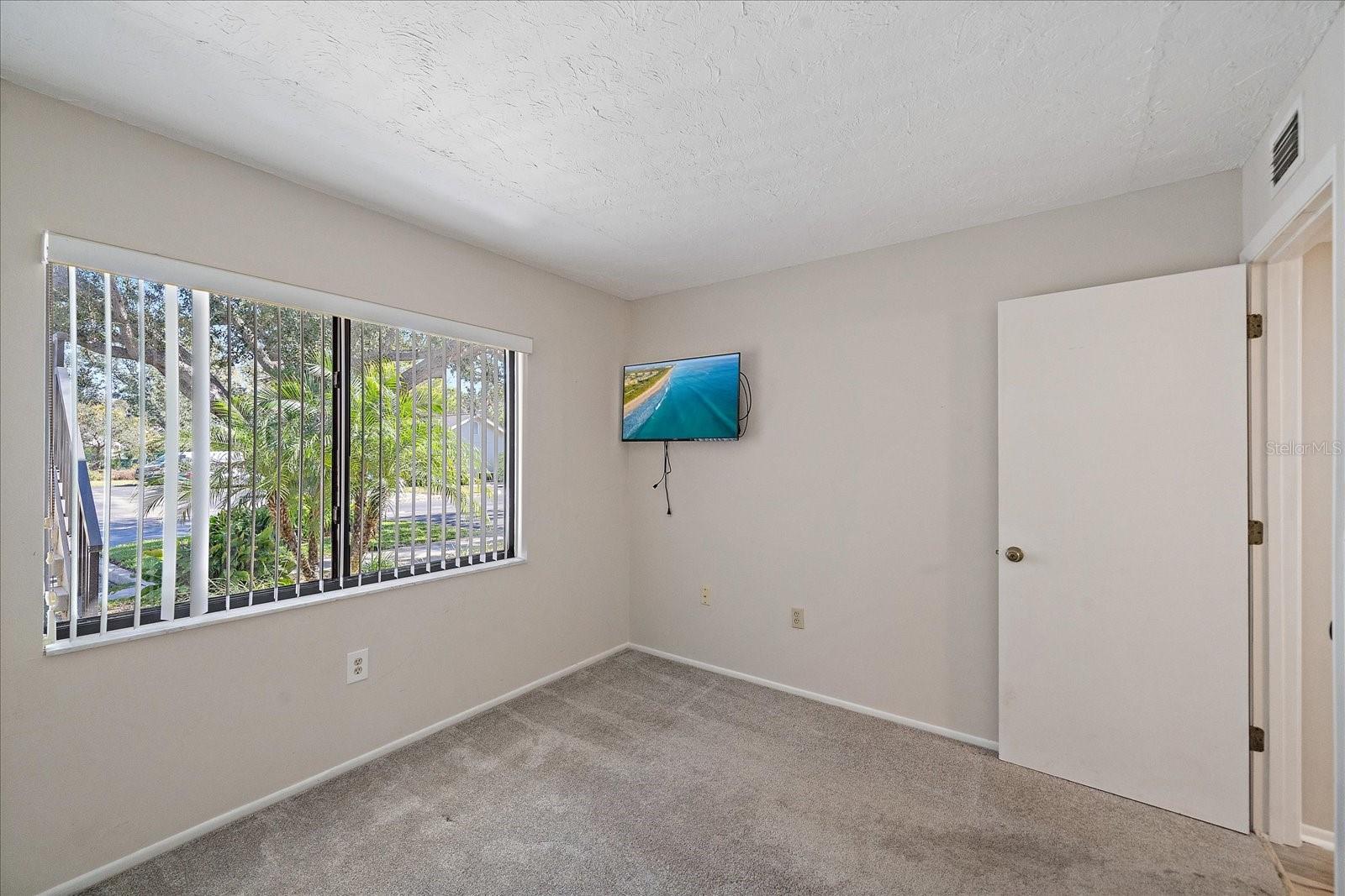EAGLE CREEK IV - Residential