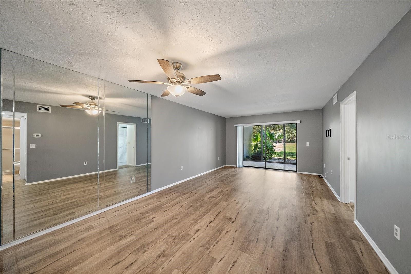 EAGLE CREEK IV - Residential