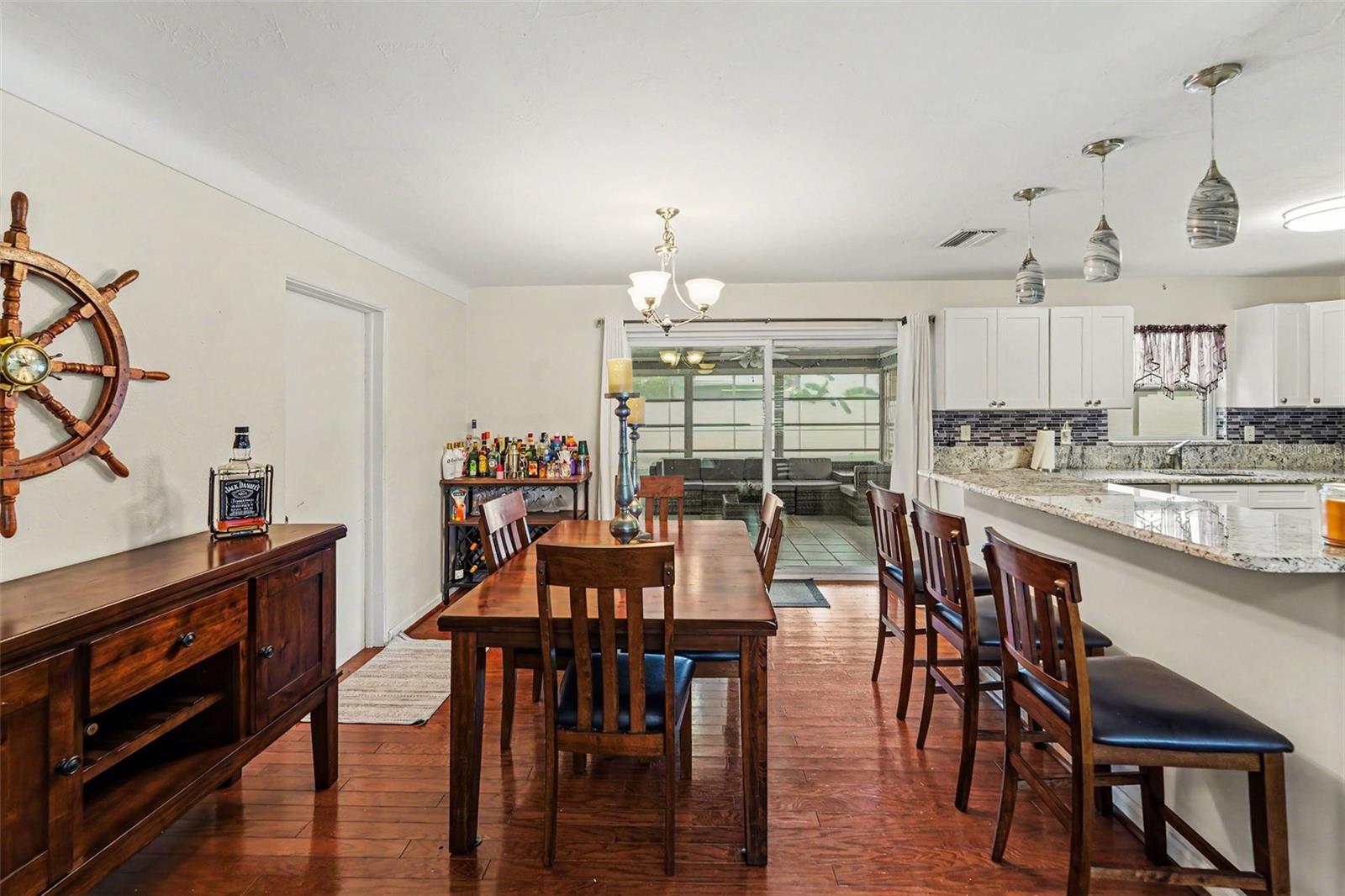 SHERYL MANOR - Residential