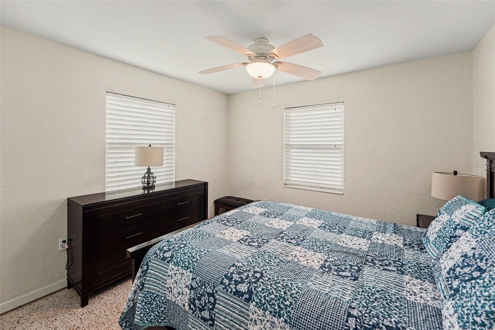 SHERYL MANOR - Residential