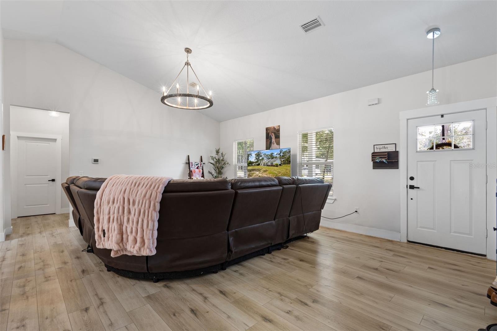 SILVER OAKS SUB PH 3 - Residential