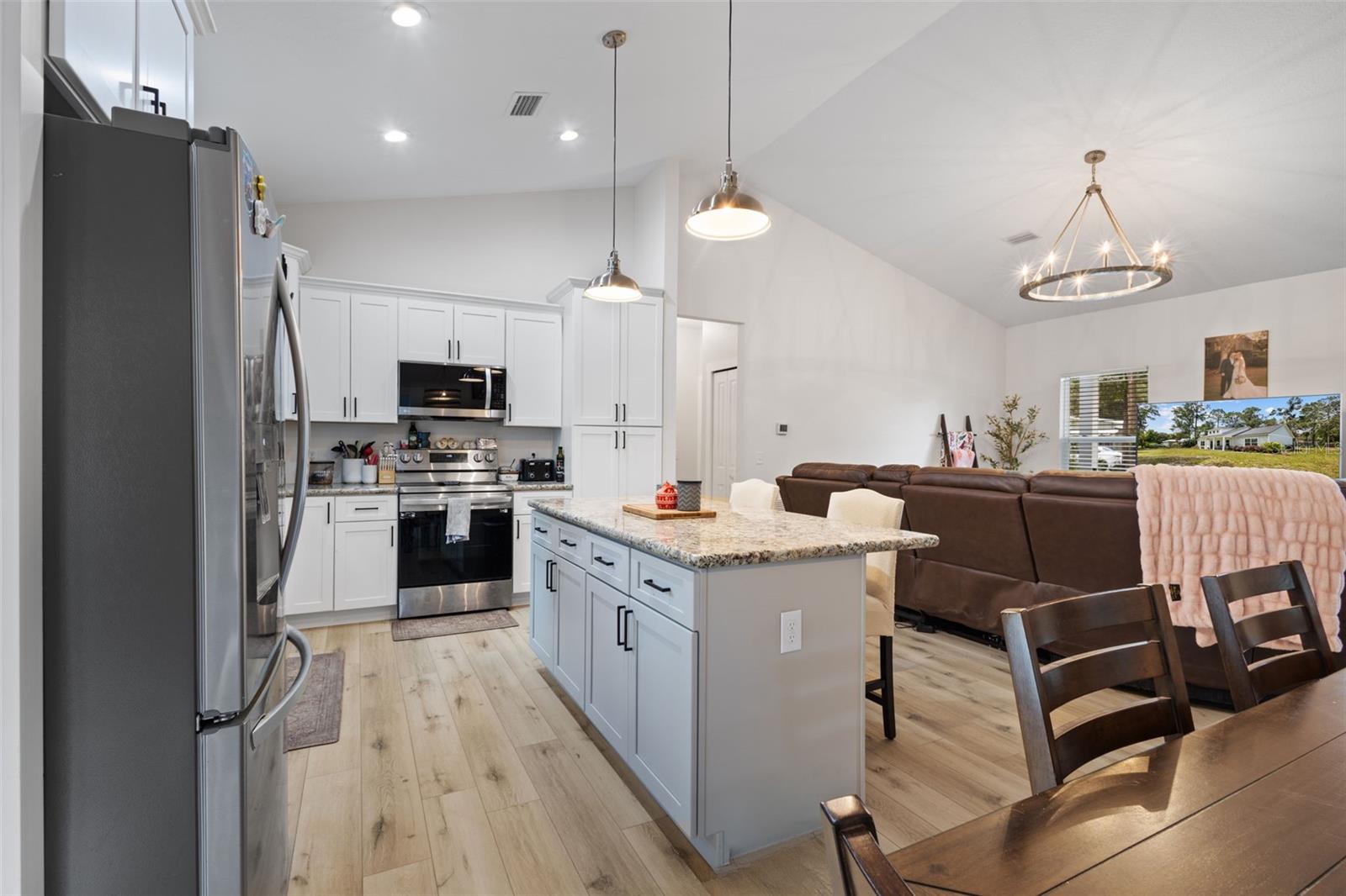 SILVER OAKS SUB PH 3 - Residential