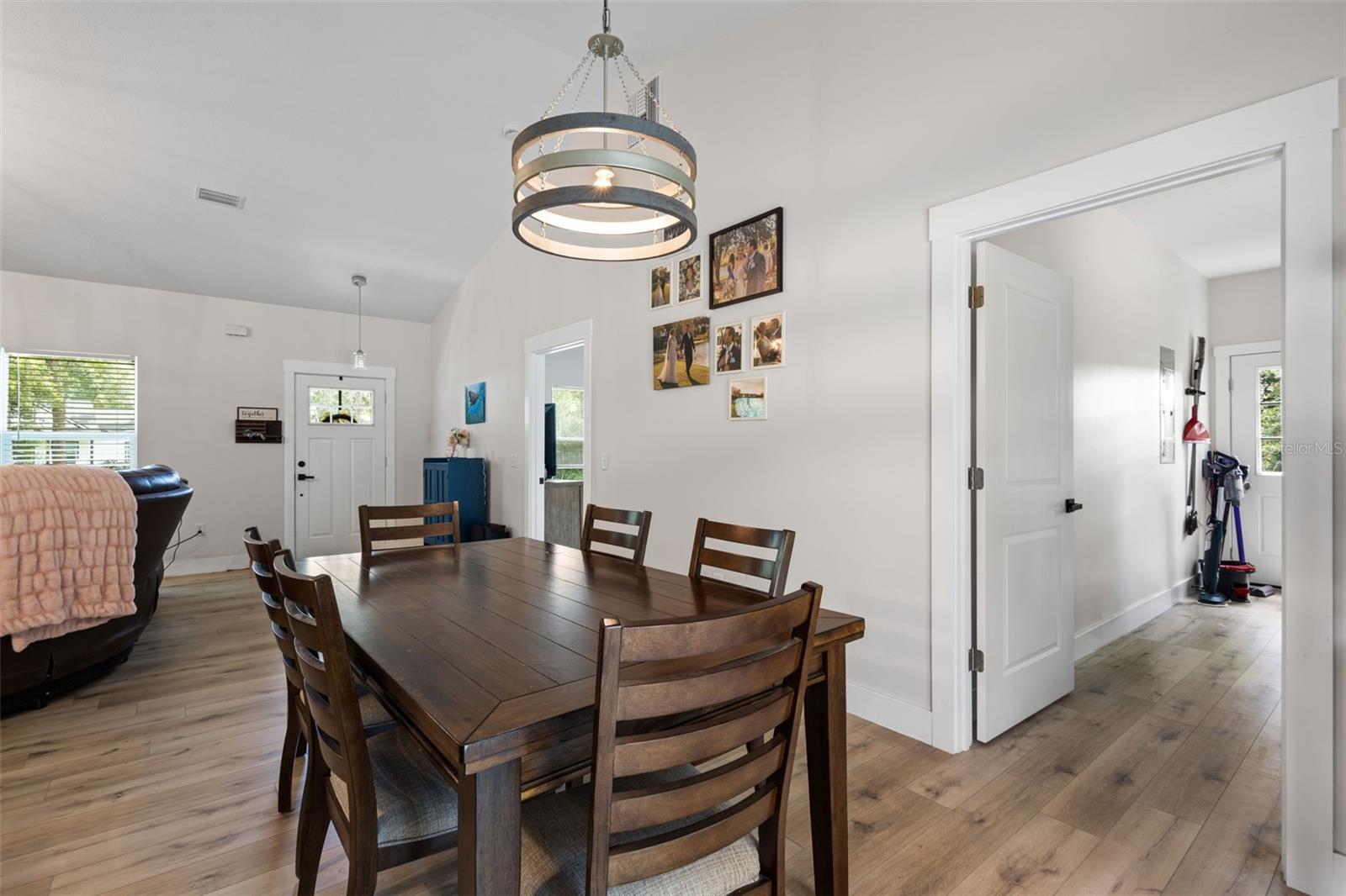SILVER OAKS SUB PH 3 - Residential
