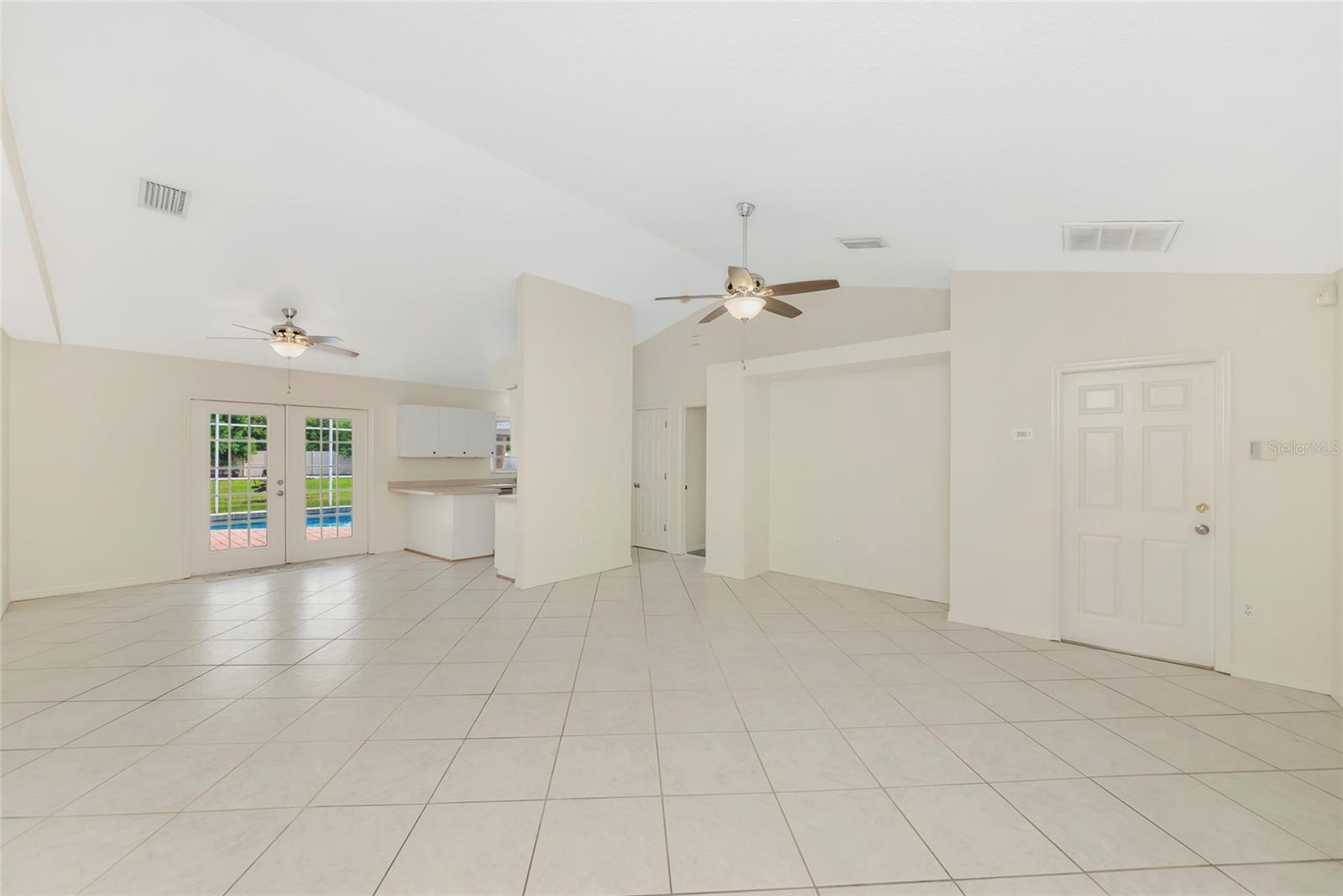 MAGNOLIA MANOR RIVER SEC - Residential