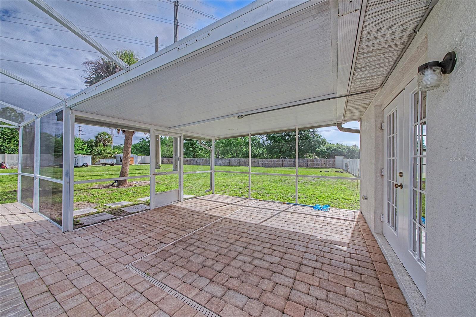 MAGNOLIA MANOR RIVER SEC - Residential