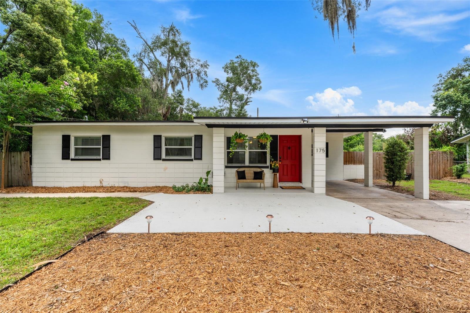 SHADY OAKS - Residential