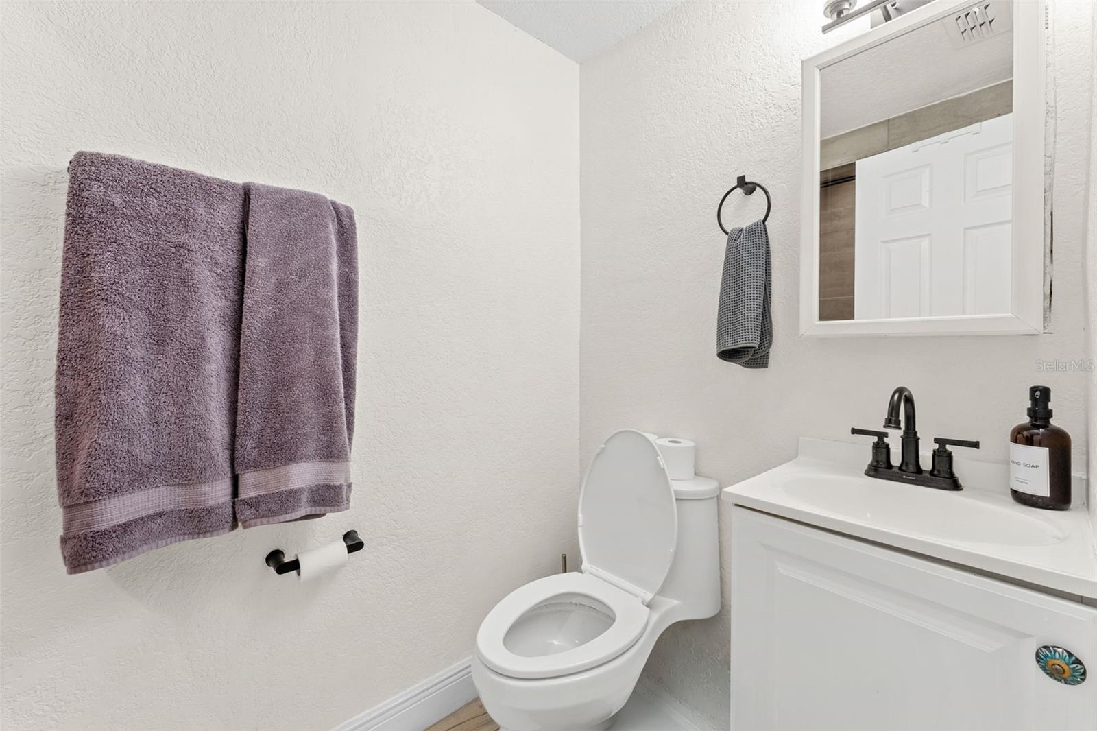 SHADY OAKS - Residential