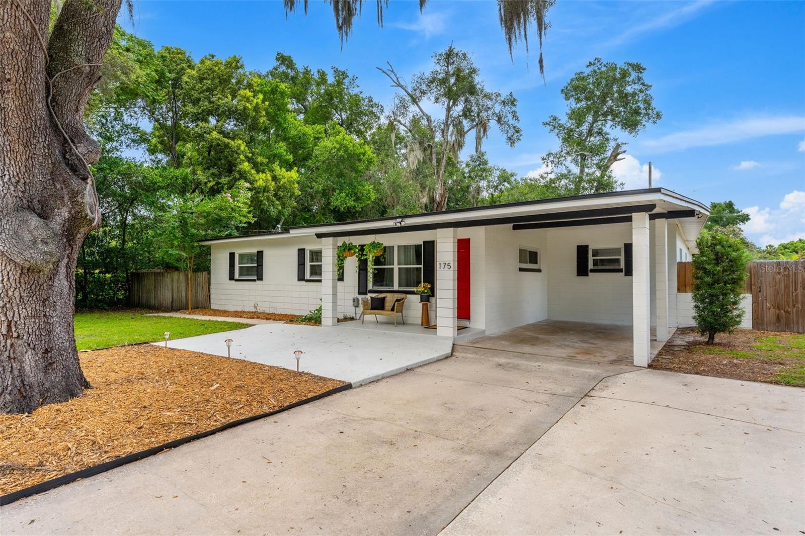 SHADY OAKS - Residential