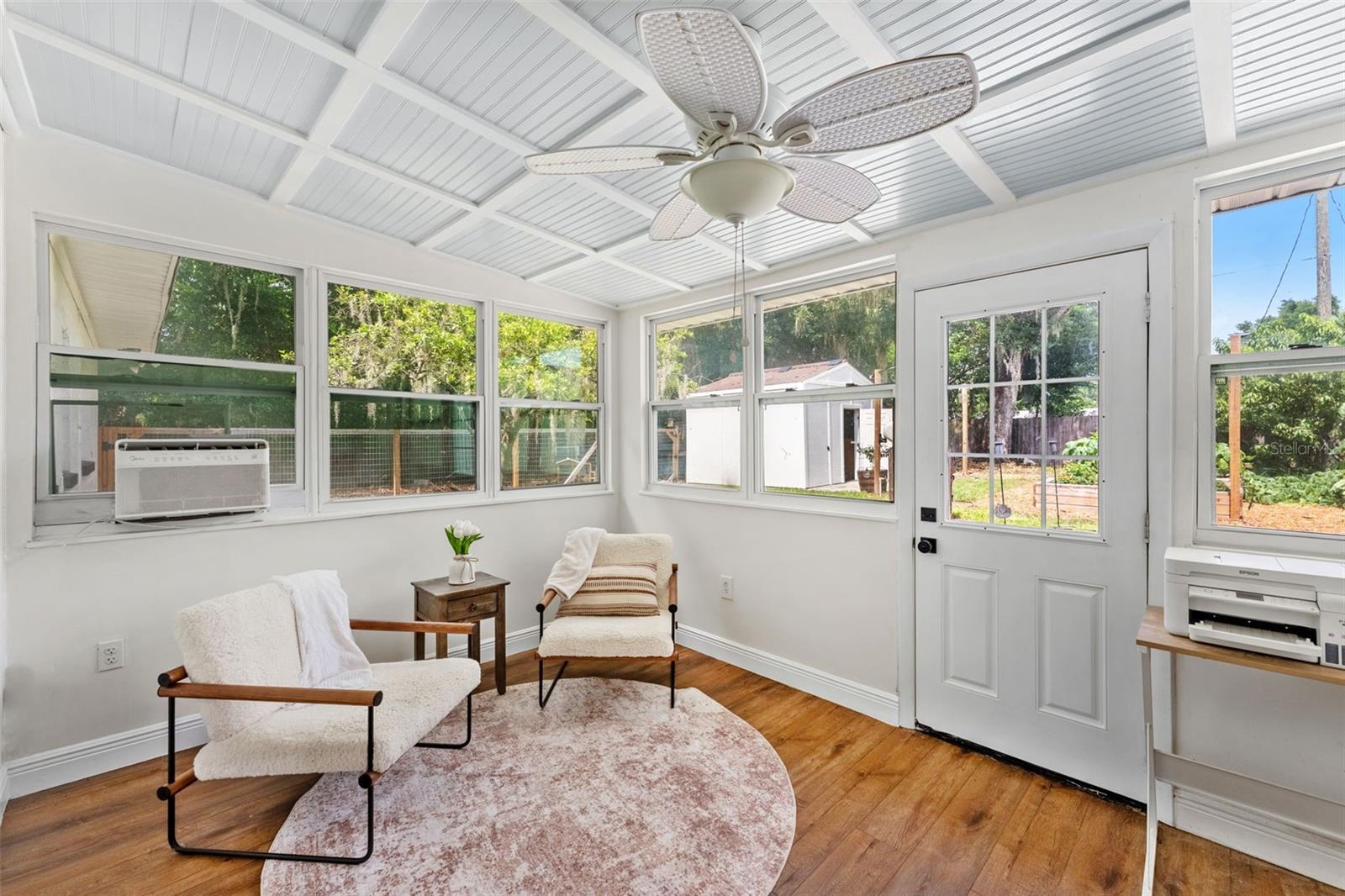 SHADY OAKS - Residential