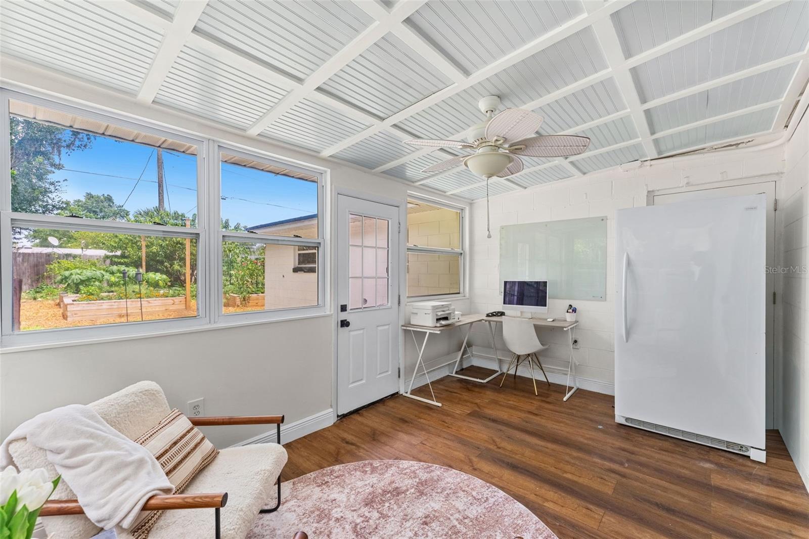 SHADY OAKS - Residential