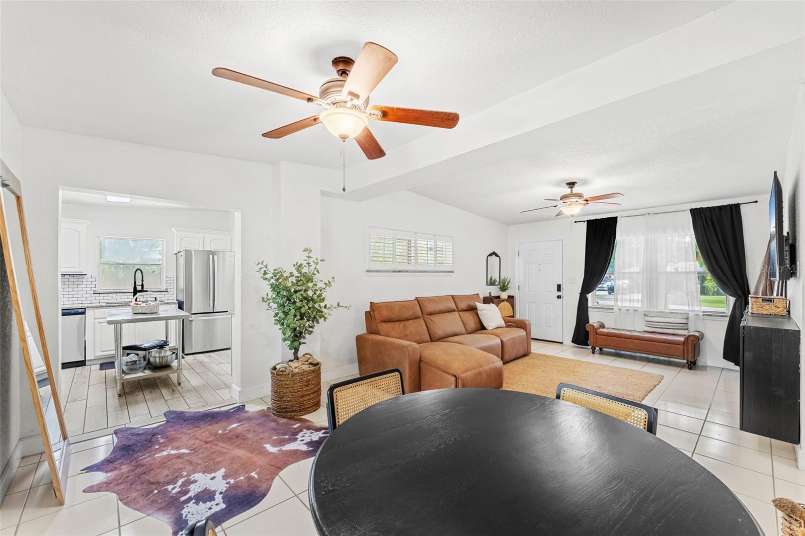 SHADY OAKS - Residential