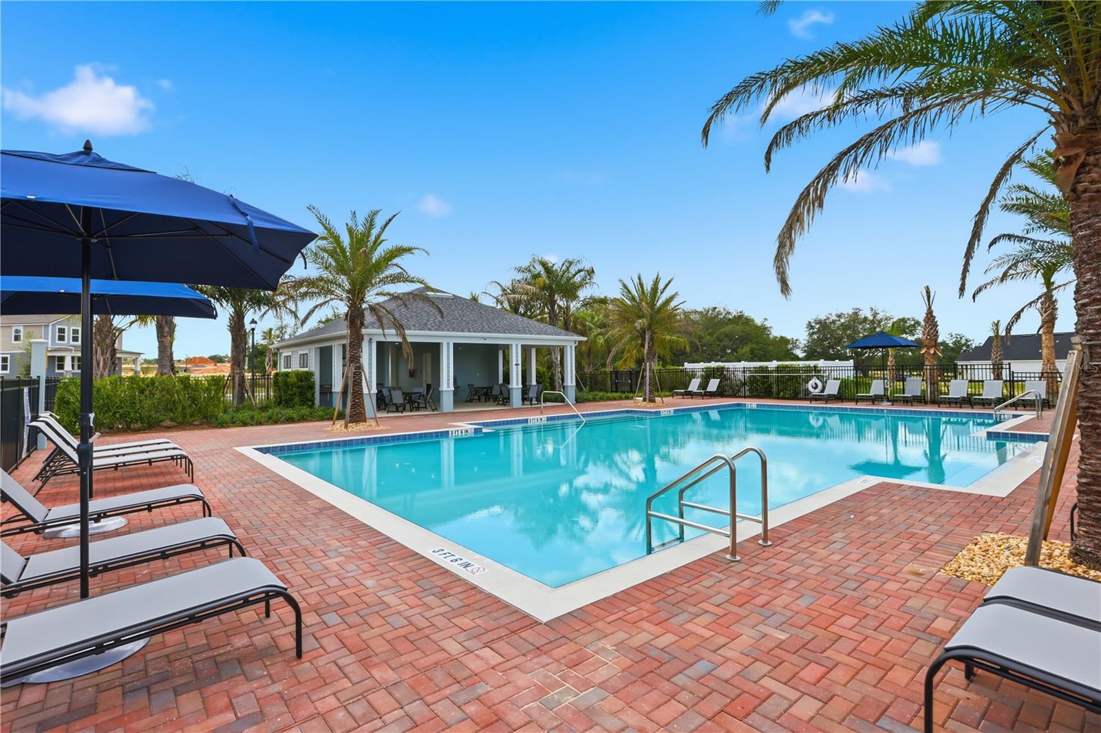RAINWOOD - Residential