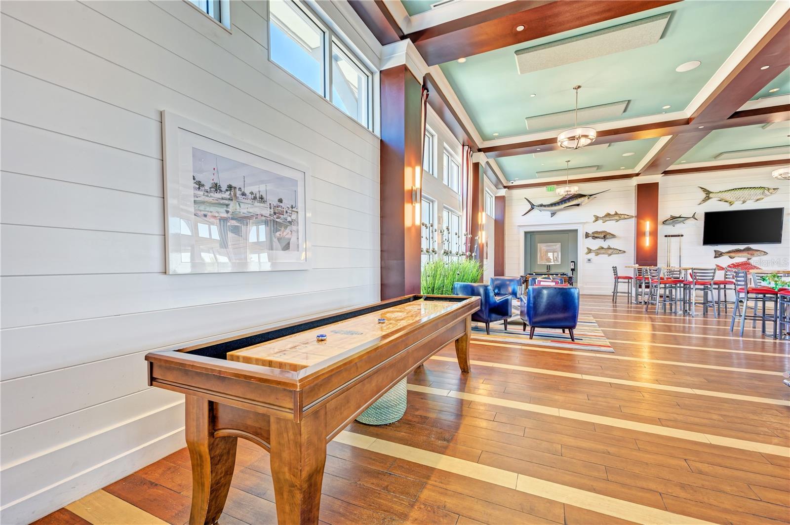 MANGROVE WALK ON HARBOUR ISLE PH 5 - Residential