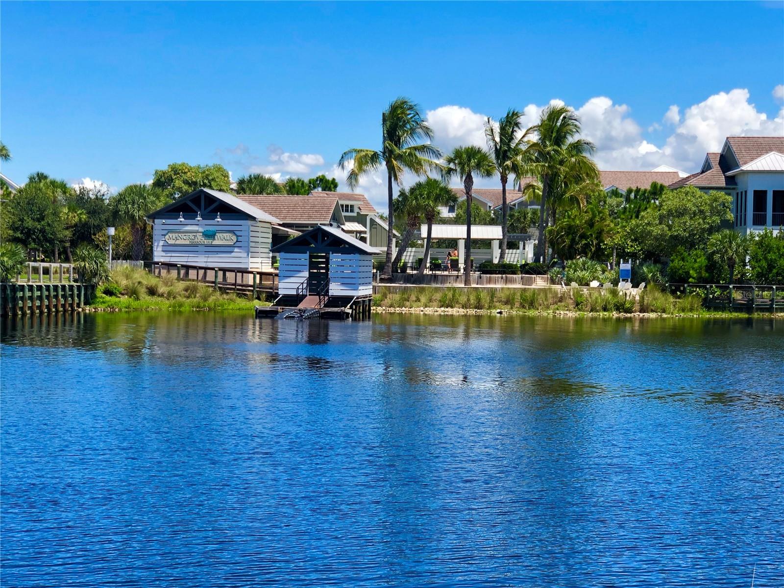 MANGROVE WALK ON HARBOUR ISLE PH 5 - Residential