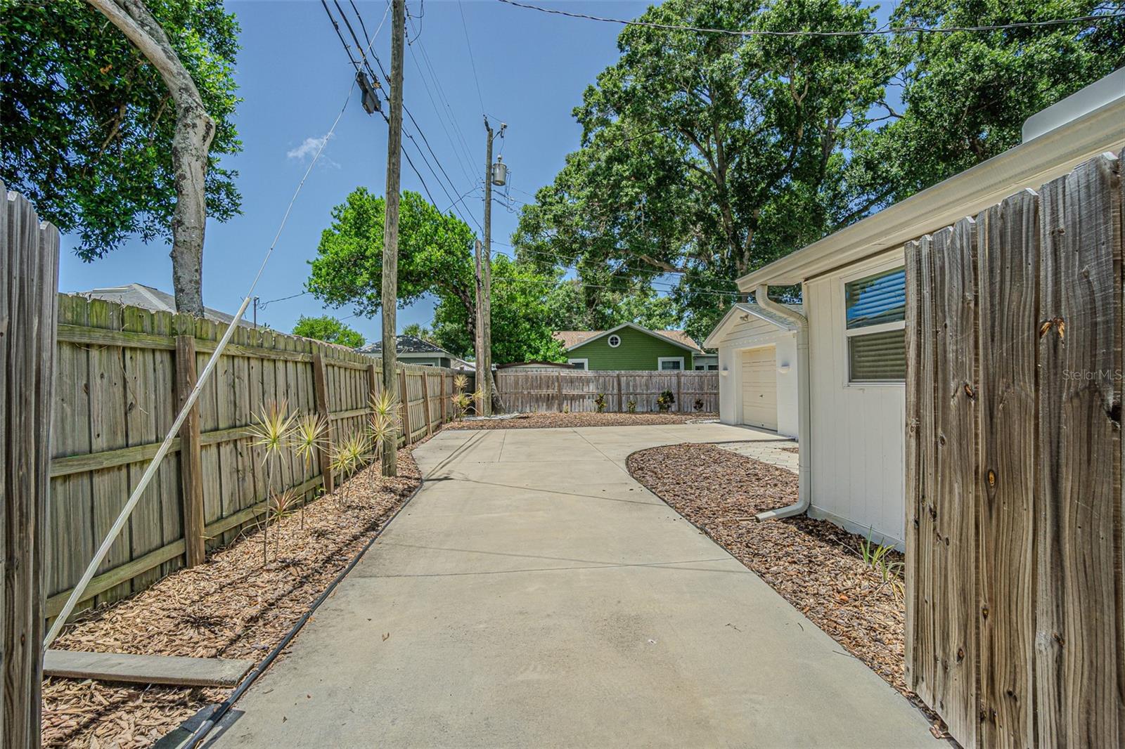 SUMMIT PARK - Residential
