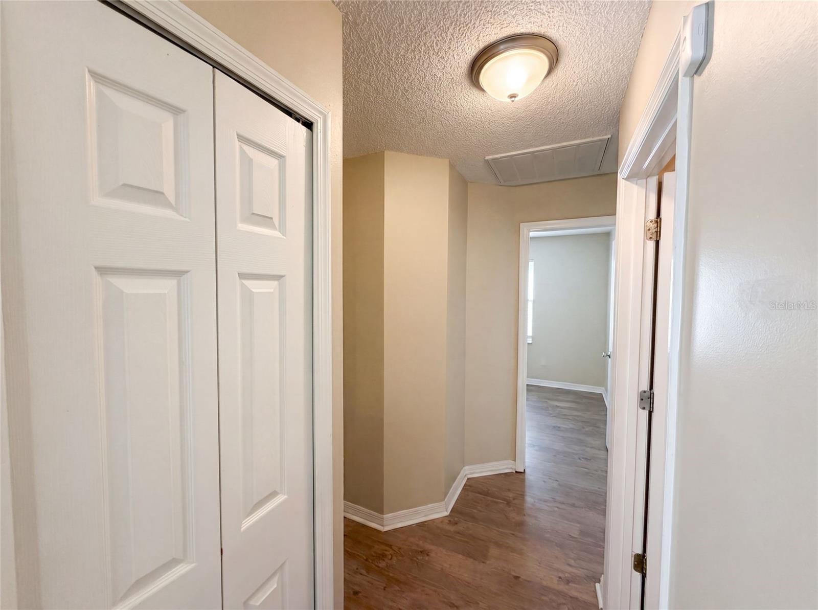 LEESBURG WESTSIDE OAKS - Residential