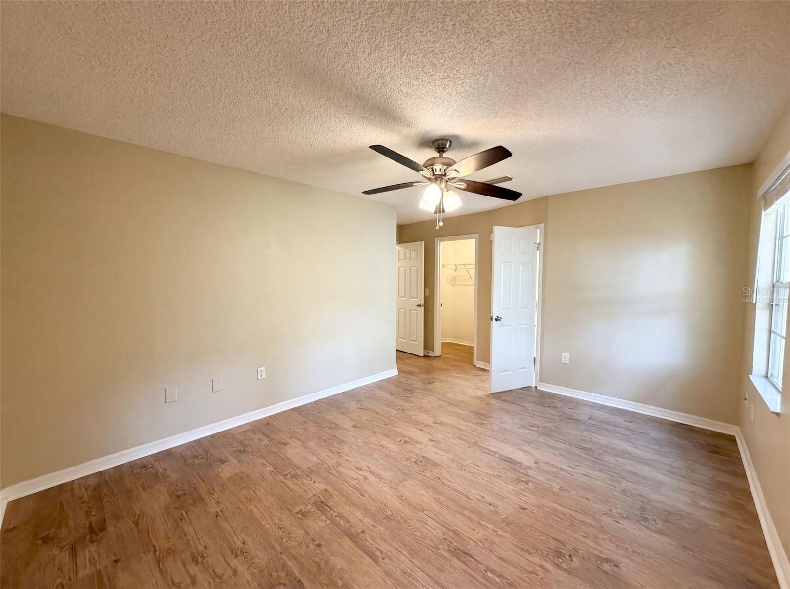LEESBURG WESTSIDE OAKS - Residential