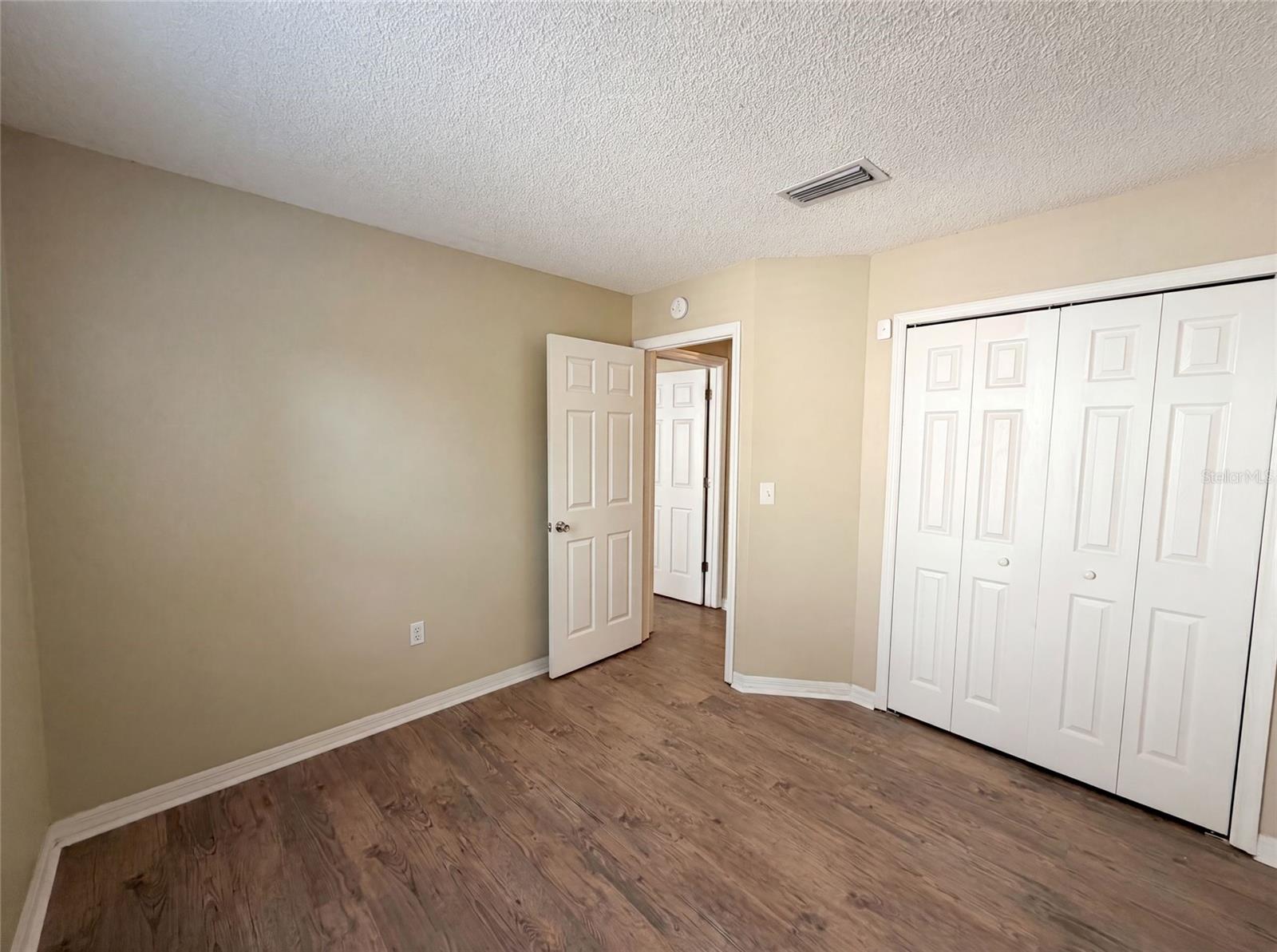 LEESBURG WESTSIDE OAKS - Residential